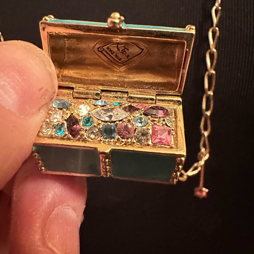 Vintage Disney Couture/ Kidada Tinkerbell Treasure Chest Locket Necklace